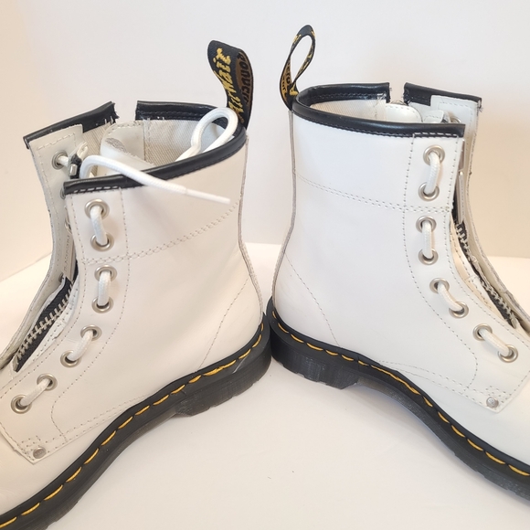Dr. Martens | 1460 Women's Double Zip Leather Lace Up Boots White Sendal Size 7 - Picture 11 of 13